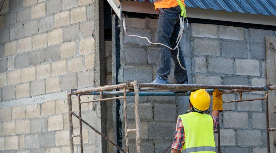 Expert Emergency Roof Repairs services in Jackson, MS